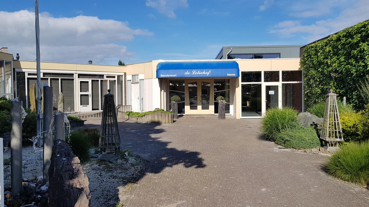Lodgehotel De Lelie Makkum Eksteriør billede