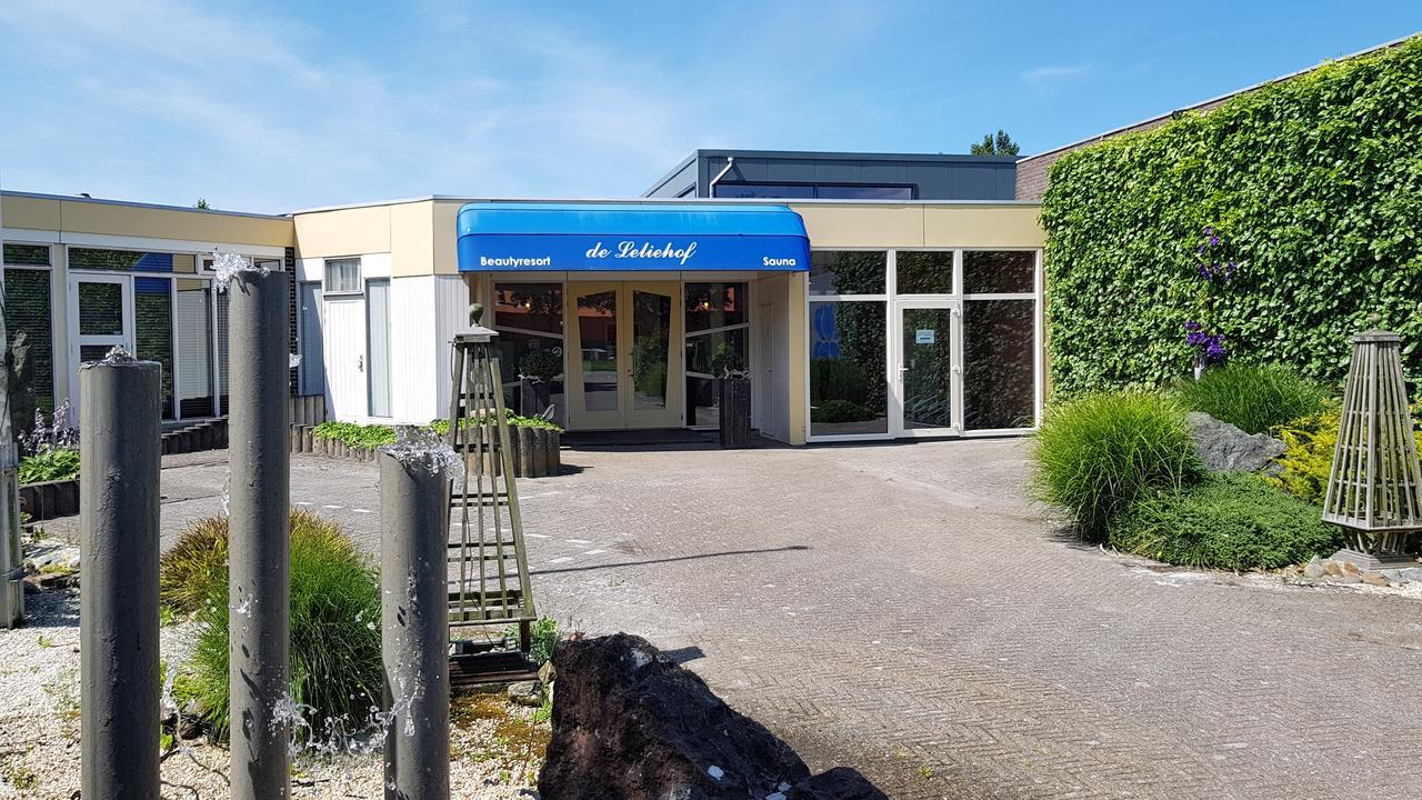 Lodgehotel De Lelie Makkum Eksteriør billede